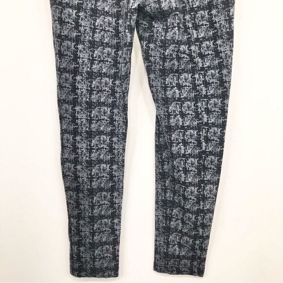 Betabrand Black Gray Abstract Grid Print Soft Stretch Cigarette Skinny Pants - Picture 3 of 12
